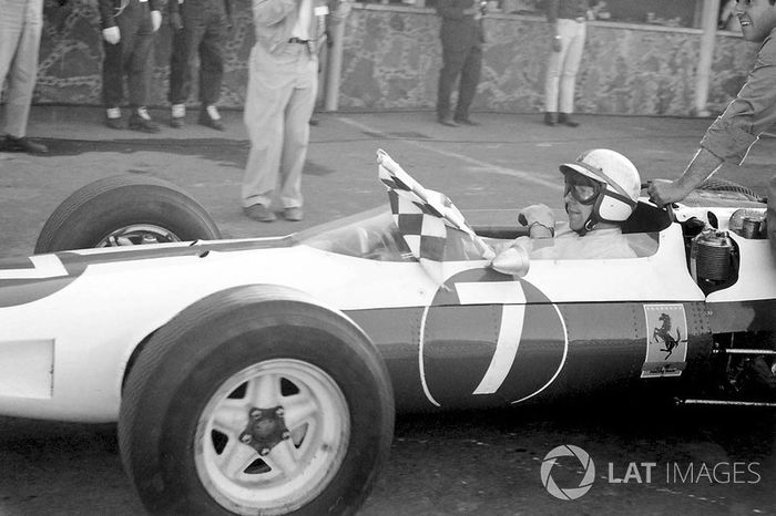 John Surtees - 6 victorias