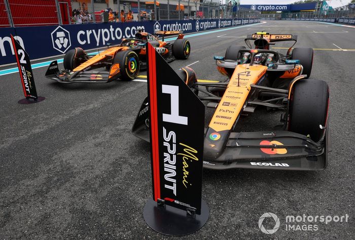 Lando Norris, McLaren, Oscar Piastri