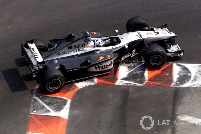 McLaren MP4/15 (2000)