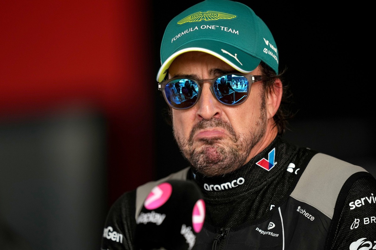 Alonso desmiente que vaya al Dakar: «No creo que sea compatible con la F1» #F1 #FVDigital