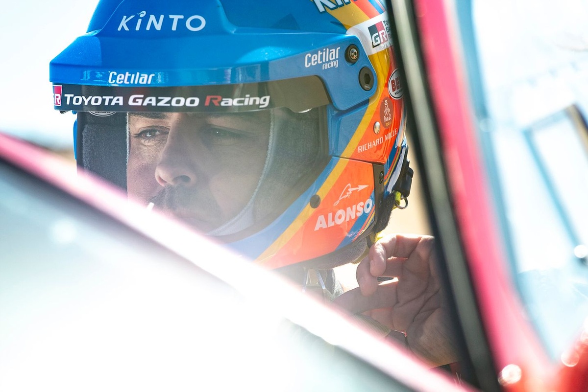 Fernando Alonso apunta a correr el Rally Dakar 2027 #F1 #FVDigital