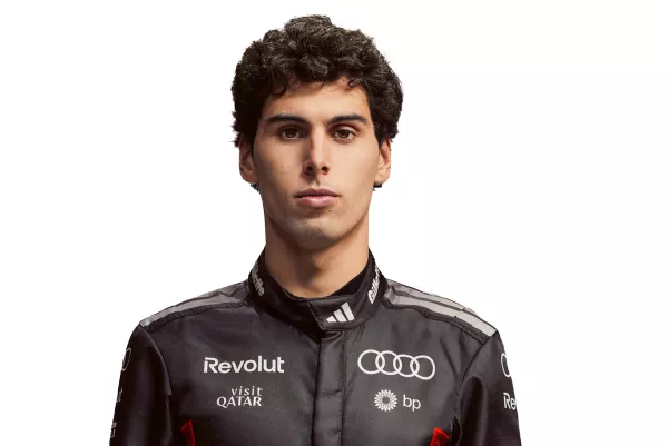 Alonso saldrá desde el pitlane en Singapur tras un problemático motor Honda #F1 #FVDigital