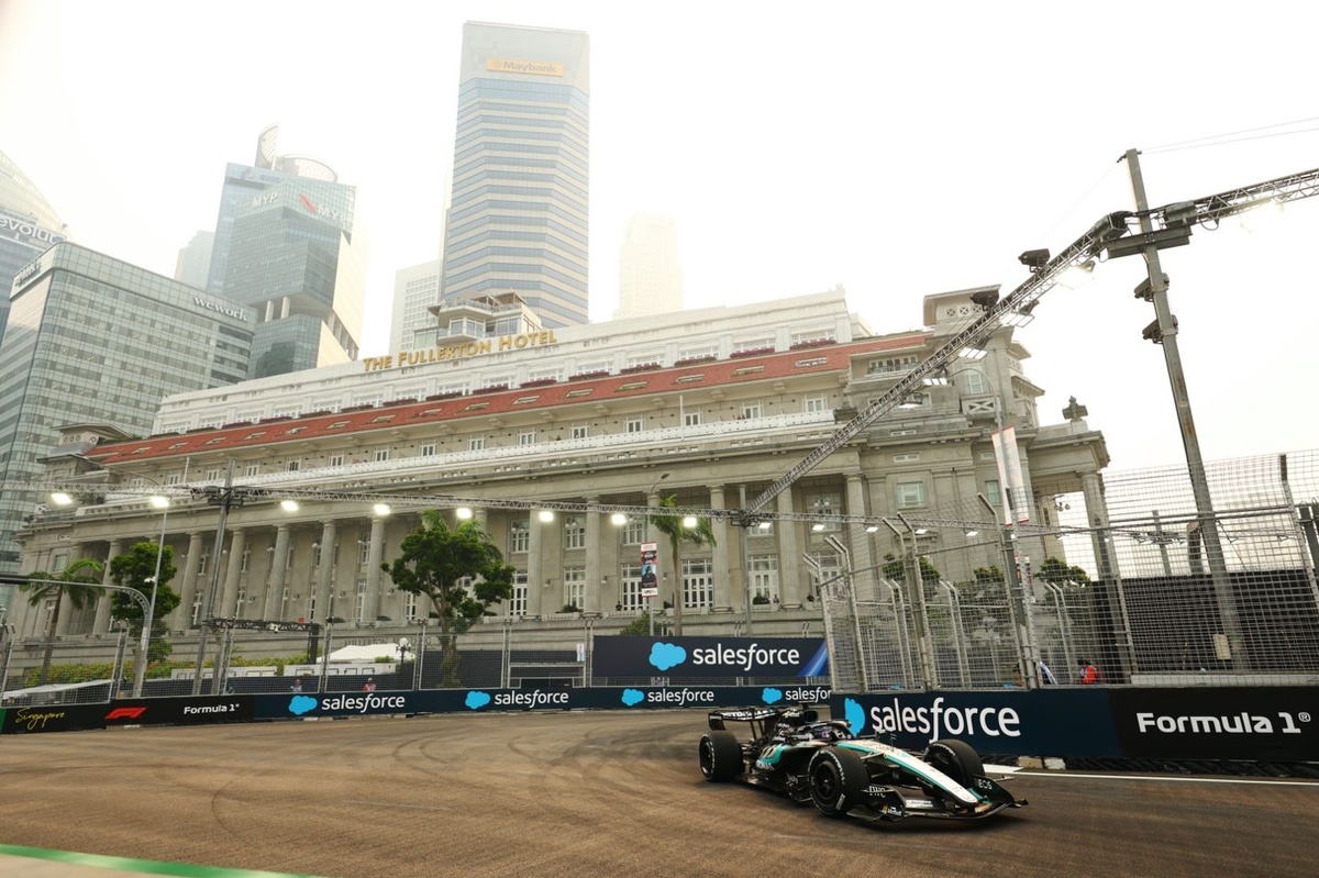 Russell lidera unos libres muy igualados en Singapur; Alonso y Sainz apuntan a Q2 #F1 #FVDigital
