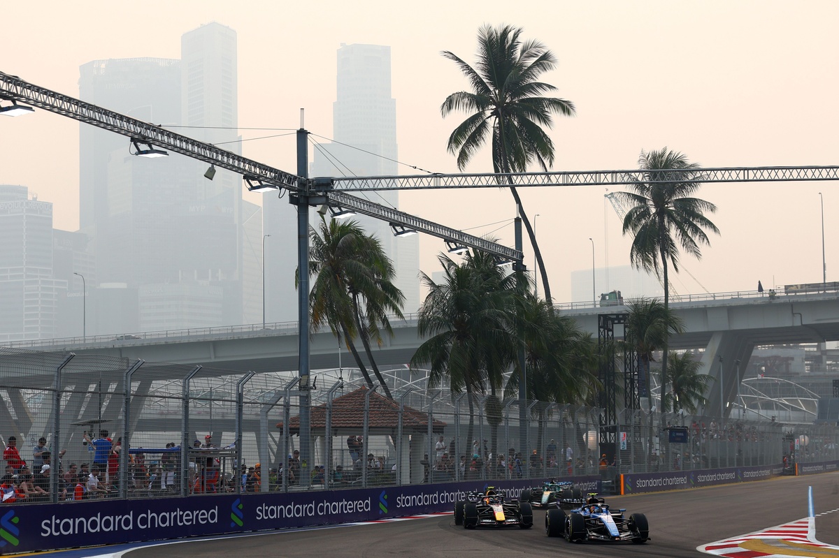 Carrera sprint de F1 en Singapur: a qué hora es, cómo verla y más #F1 #FVDigital
