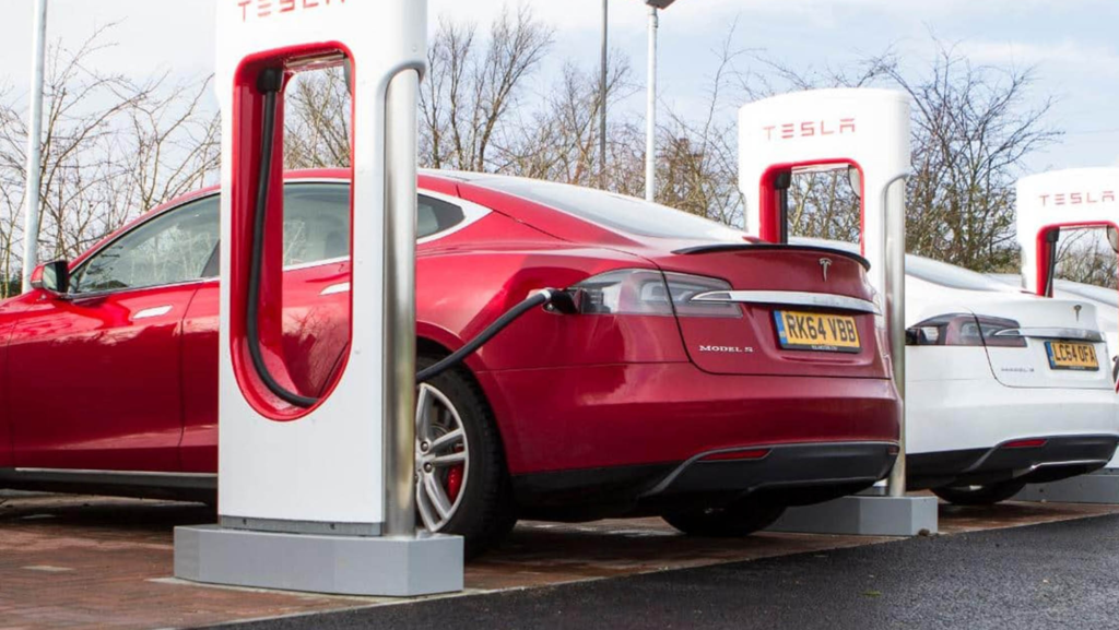 «Revolutionary Two-Tier Electric Vehicle Chargers Set to Optimize Charging Efficiency»