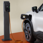 «Toyota anuncia la llegada al mercado y entrega inminente de su revolucionario SUV eléctrico económico»