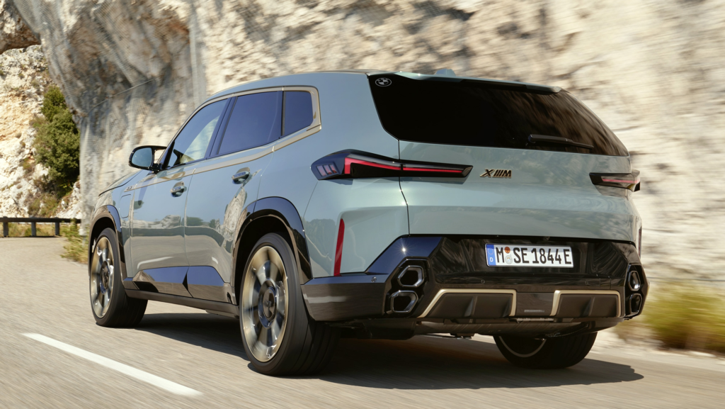 «El nuevo BMW XM 2024 de alta gama: Descubre su precio, medidas, potente motor, lujoso interior y amplio maletero»