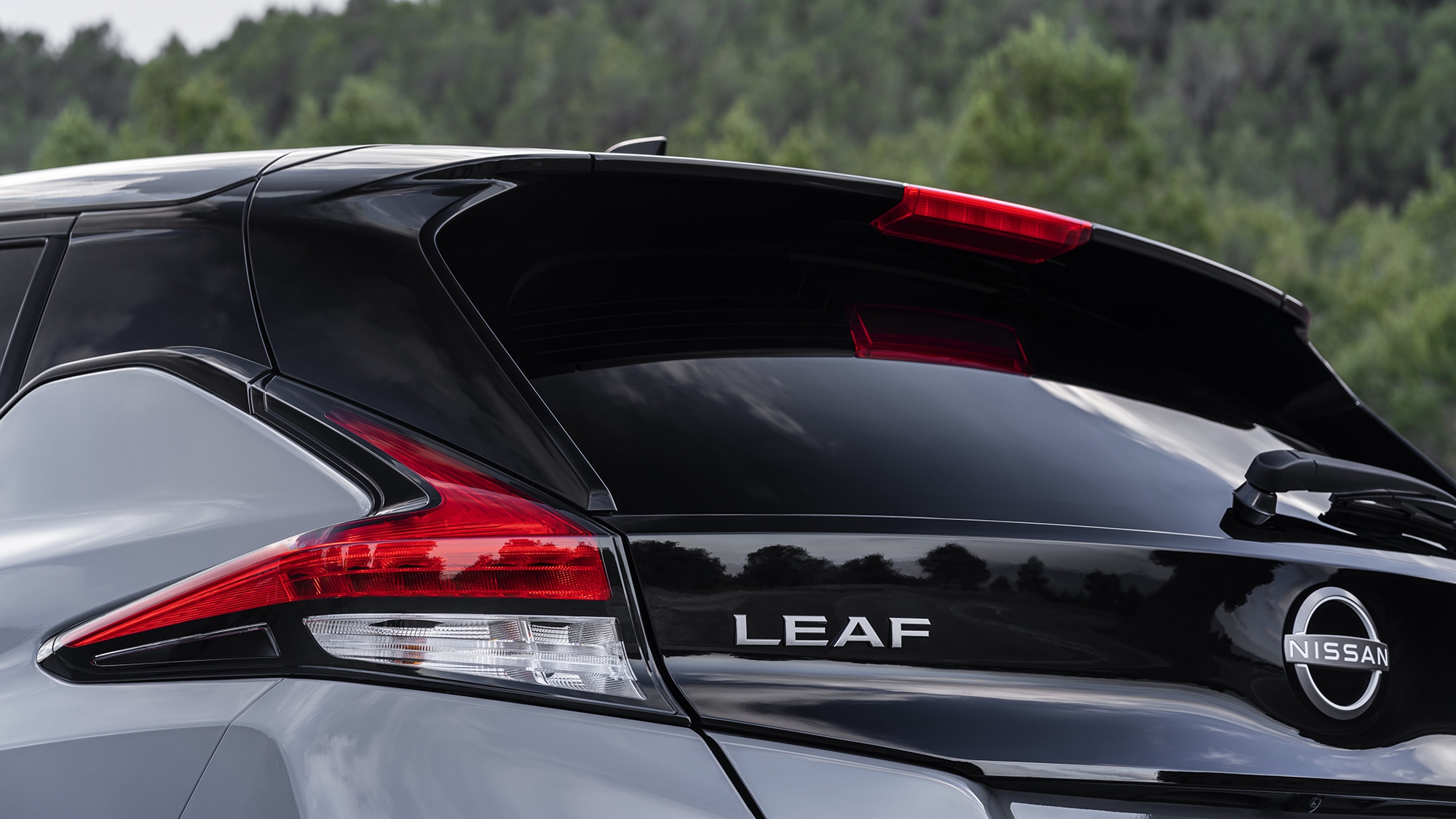 Nissan se prepara para revolucionar el mercado con el nuevo Leaf y dos innovadores SUV eléctricos.