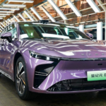 «Nuevos propietarios de EBRO lanzan híbrido enchufable con impresionante autonomía de 1.645 km a un precio altamente competitivo»