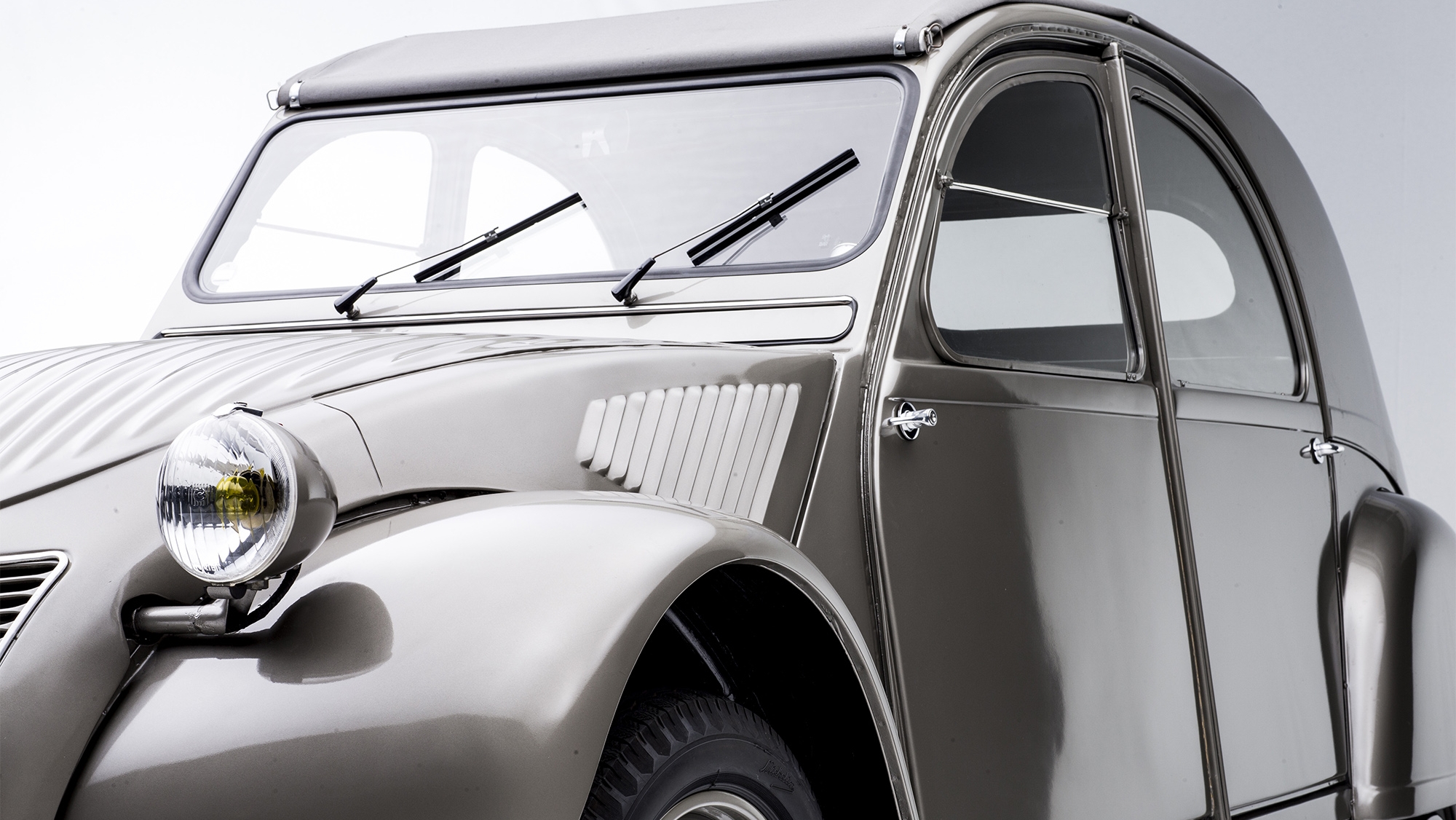 «CEO de Citroën descarta la posibilidad de un Citroën 2CV eléctrico renovado»
