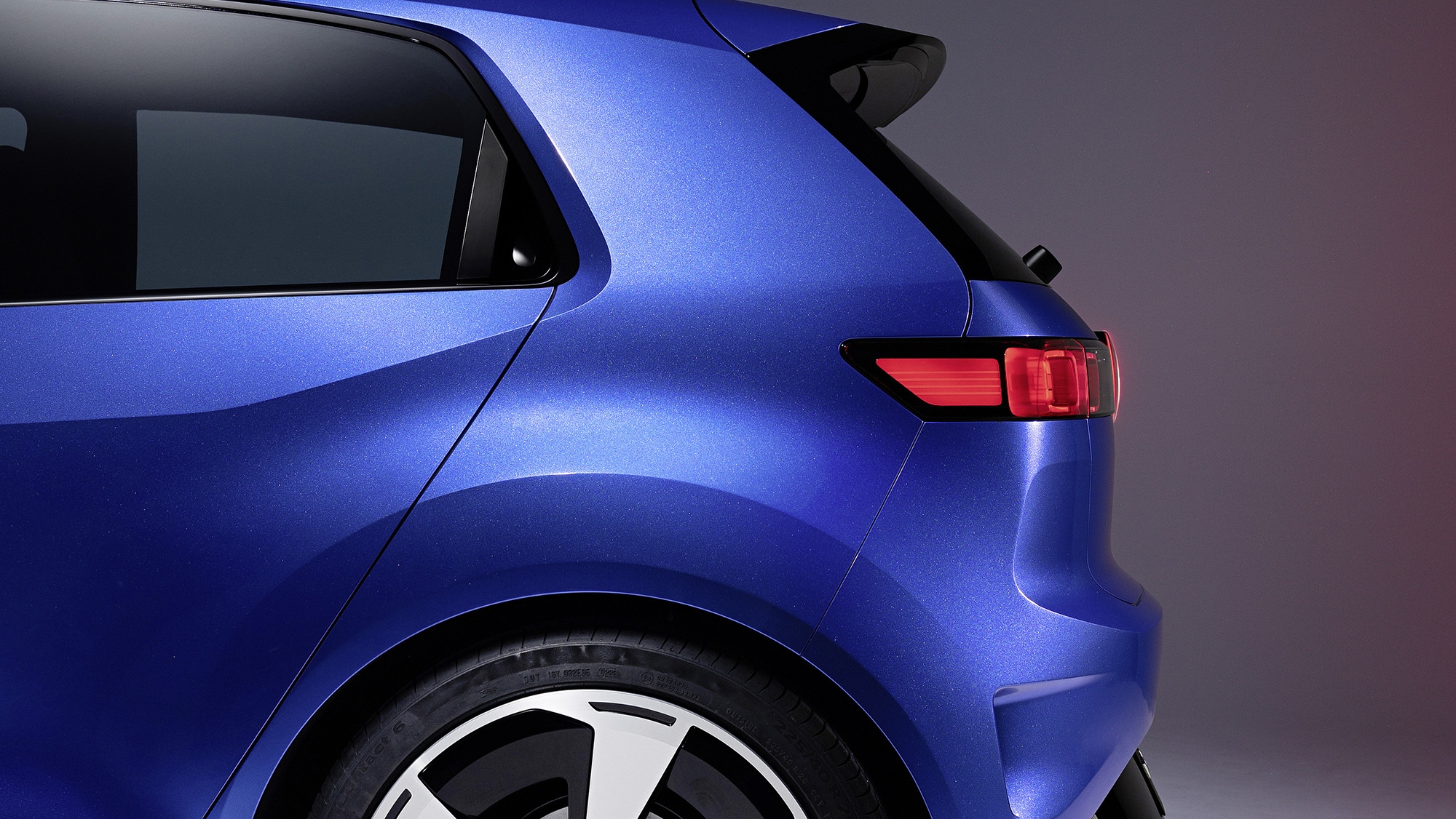 Nuevo modelo Volkswagen llegará con mayor autonomía para conquistar el mercado europeo.