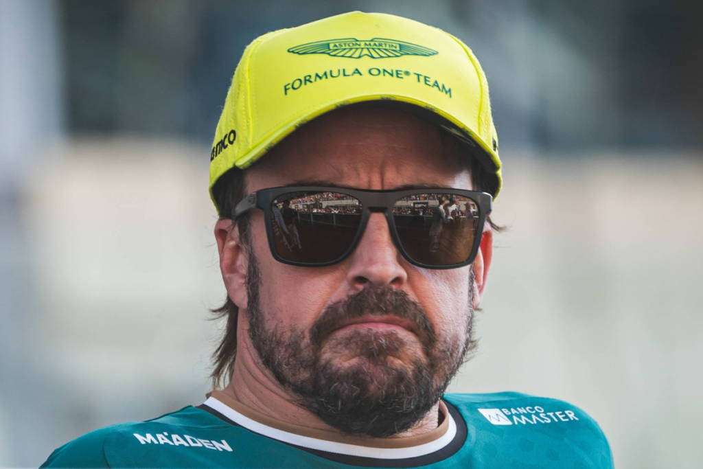 Aston Martin y Fernando Alonso enfrentan incertidumbre en el horizonte del 2025.