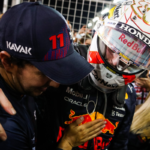 «Max Verstappen elige a Checo Pérez como su mejor compañero en la pista, resaltando el trato diferenciado entre pilotos»