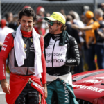 «Alonso enfrenta desafíos mientras Sainz responsabiliza a un factor clave por la falta de regreso a Red Bull en la jornada de la Fórmula 1»