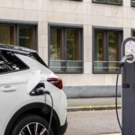 Europa busca establecer pruebas de emisiones más equitativas para vehículos híbridos, potencialmente transformando el mercado automotriz.
