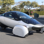 «El innovador Aptera, con una autonomía de 65 kilómetros impulsado por energía solar, finalmente listo para su producción en serie»