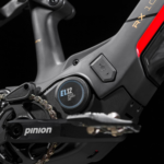 Estas tres bicicletas eléctricas de montaña tienen 'el futuro' en su motor con cambio integrado