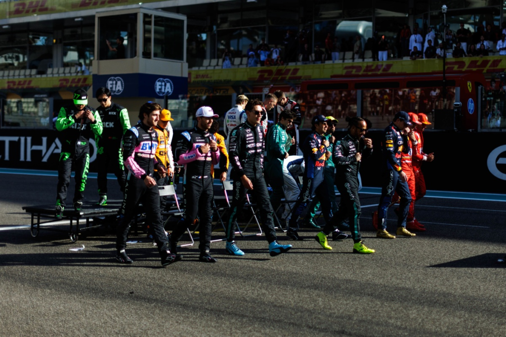¿Prepara la ‘Silly Season’ de la F1 2026 algún fichaje bomba? #F1