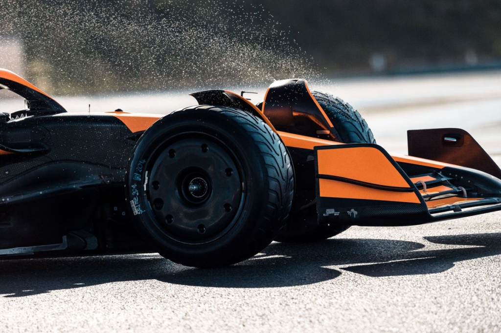 McLaren ya trabaja con Pirelli en los neumáticos de lluvia para 2026 #F1