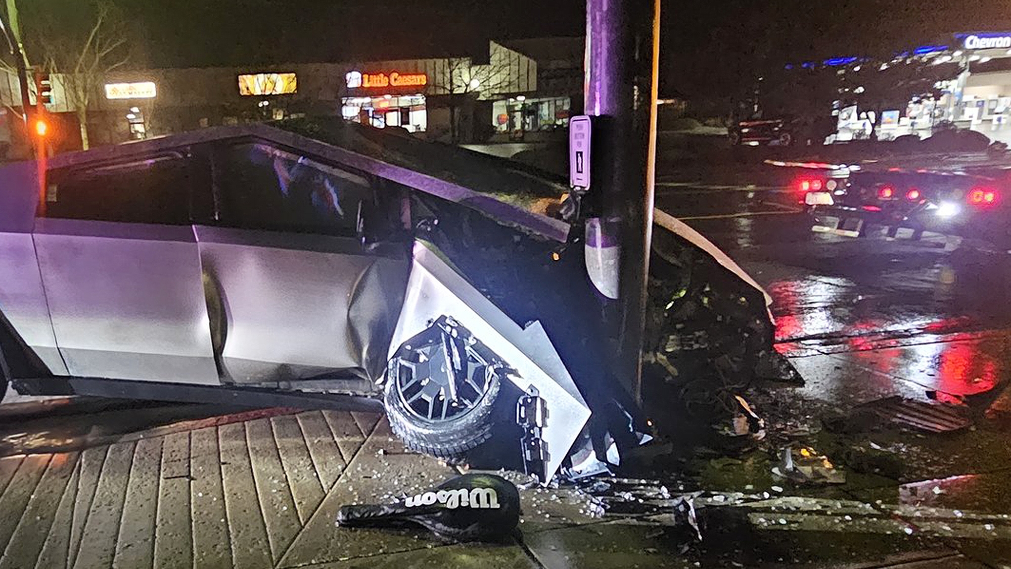 La tecnología más avanzada de Tesla no es tan segura como dice Elon Musk, o eso parece en este accidente