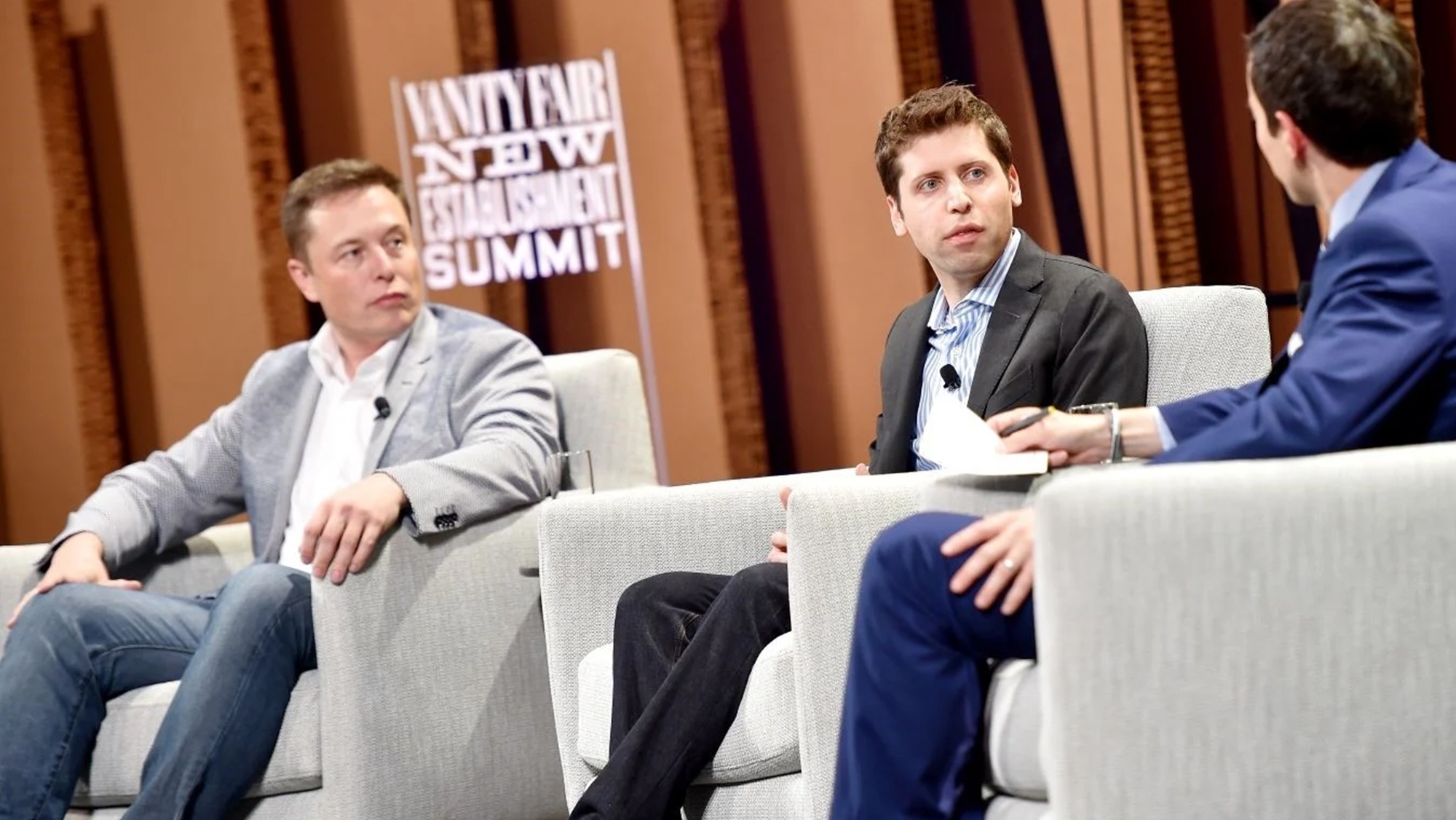 El CEO de OpenAI responde a la oferta de Elon Musk: "No gracias, pero si quieres te podemos comprar Twitter"