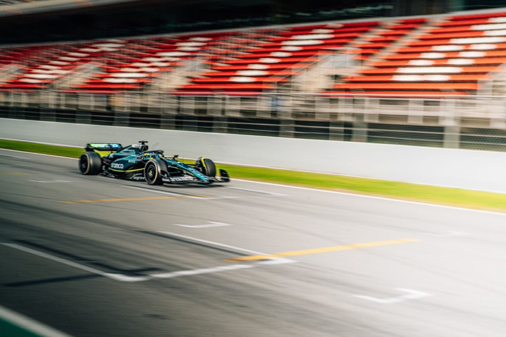 #Deportes: Alonso y Aston Martin F1, de pruebas en Barcelona #F1