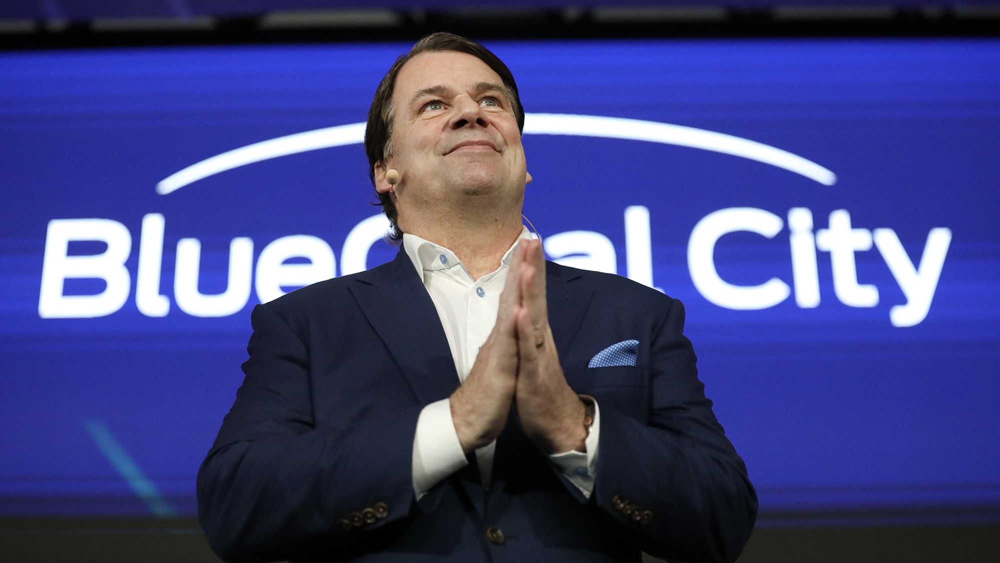 El CEO de Ford amenaza con miles de despidos si los políticos no apoyan a la industria con incentivos a la compra