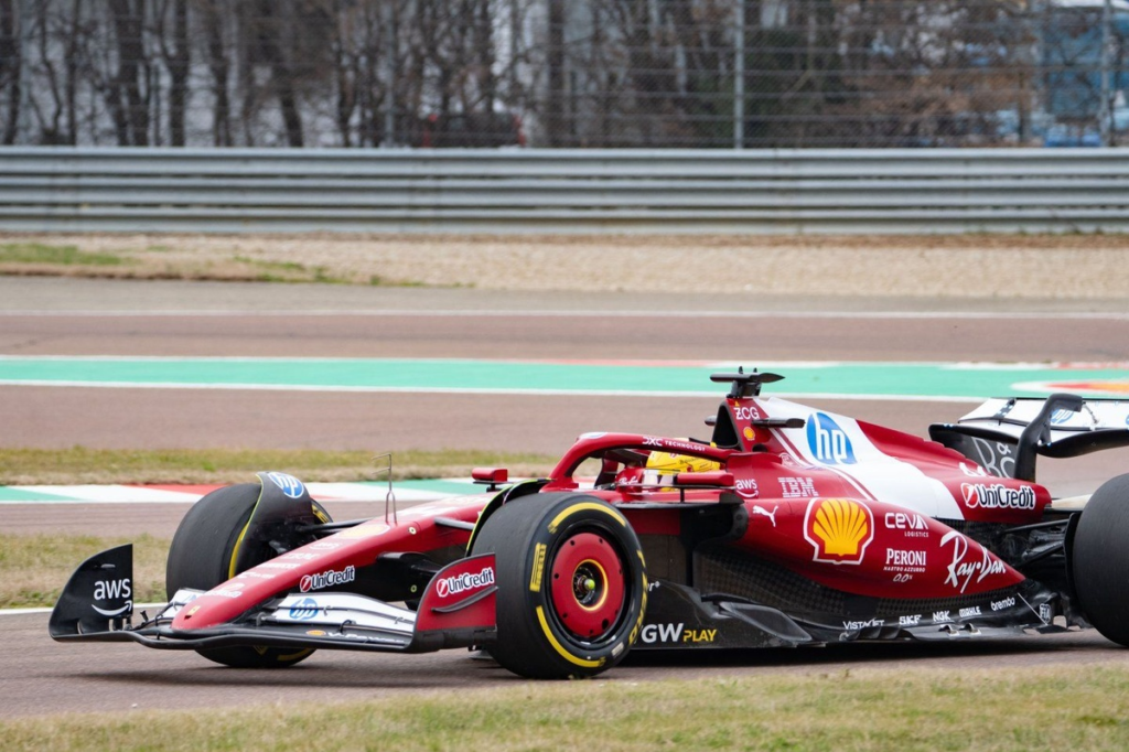 #Deportes: Ferrari pregunta a Hamilton por las diferencias con el motor Mercedes #F1