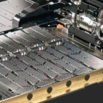 Con esta tecnología, BMW aumenta significativamente la autonomía y la velocidad de carga de sus coches eléctricos
