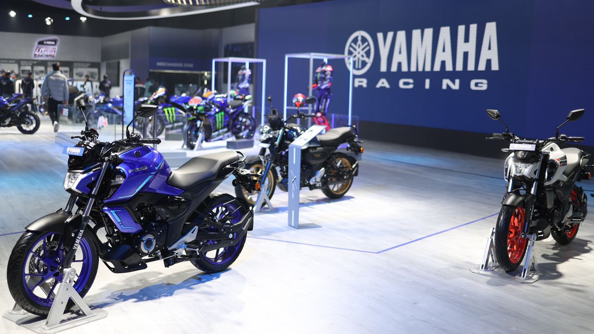 Esta pionera moto híbrida de Yamaha ofrece un rendimiento mayor que una '125', pero es más eficiente sin llegar a copiar la tecnología del Toyota Prius