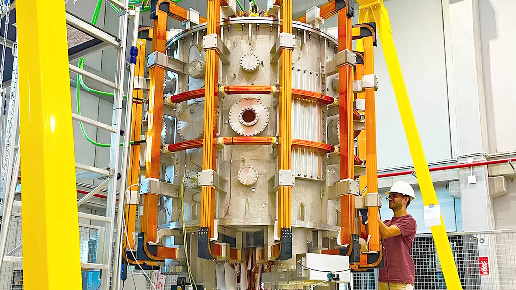 España crea su primer plasma, iniciando el camino hacia la fusión nuclear y la energía sostenible y casi ilimitada