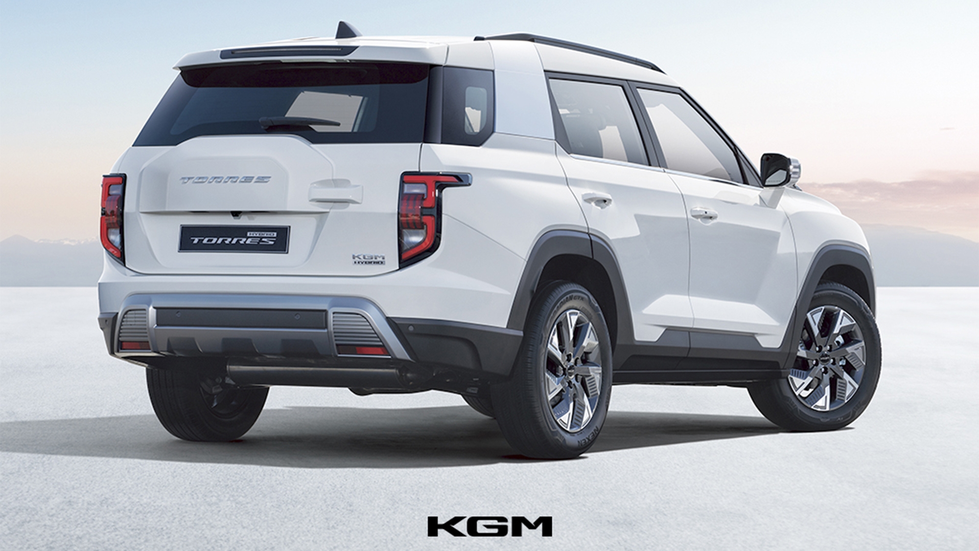 Casi quiebra pero se recuperó y ahora tiene un SUV híbrido con tecnología de BYD, rival del Toyota RAV4 y que va a llegar a España