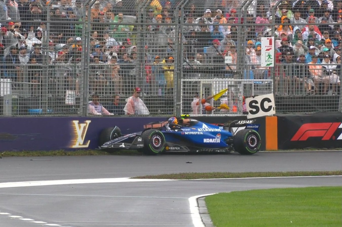 #Deportes: accidentes de Sainz y Doohan en la primera vuelta de Australia #F1