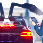 Acaba de venderle un Tesla a Donald Trump, pero Elon Musk también ha fabricado el coche eléctrico que más fallos da en las ITV