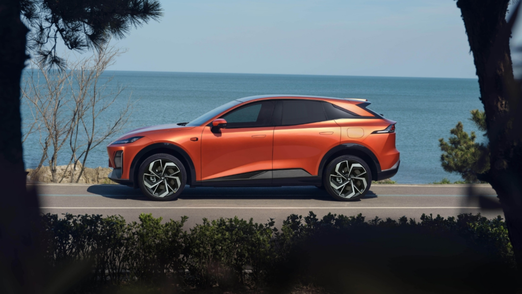 Una nueva marca china llega a Europa con un SUV eléctrico de 45.000 euros rival del Model Y