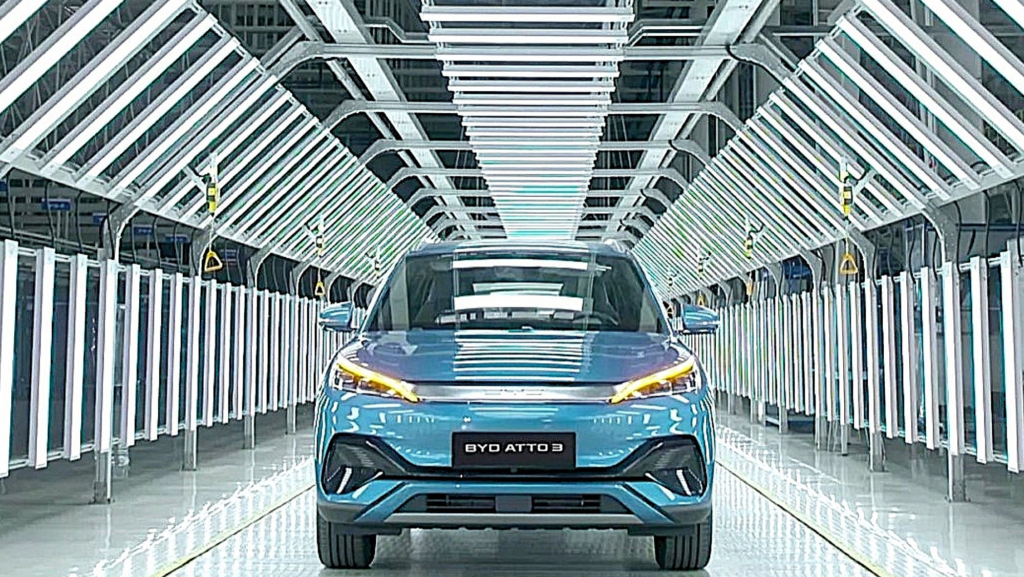 El mayor fabricante de eléctricos de China quiere en Alemania su tercera fábrica en Europa: le interesan las plantas del Grupo Volkswagen y tiene el OK de su Gobierno