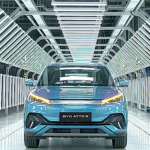 El mayor fabricante de eléctricos de China quiere en Alemania su tercera fábrica en Europa: le interesan las plantas del Grupo Volkswagen y tiene el OK de su Gobierno