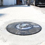 Parece un simple parche, pero es la solución perfecta para la llegada de más coches eléctricos