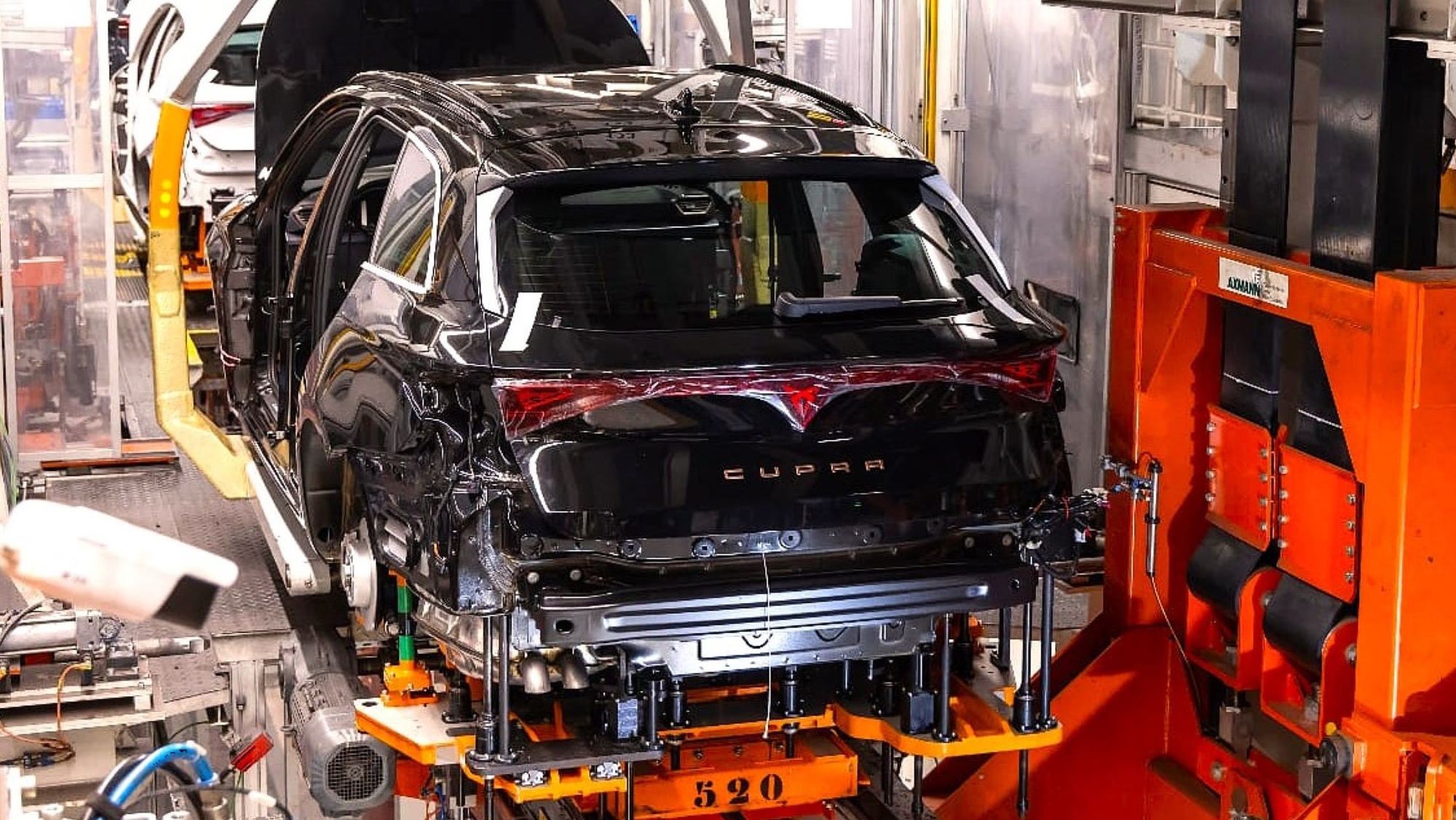 Seat, Renault, Stellantis… los aranceles de Donald Trump no afectarán demasiado a los fabricantes en España
