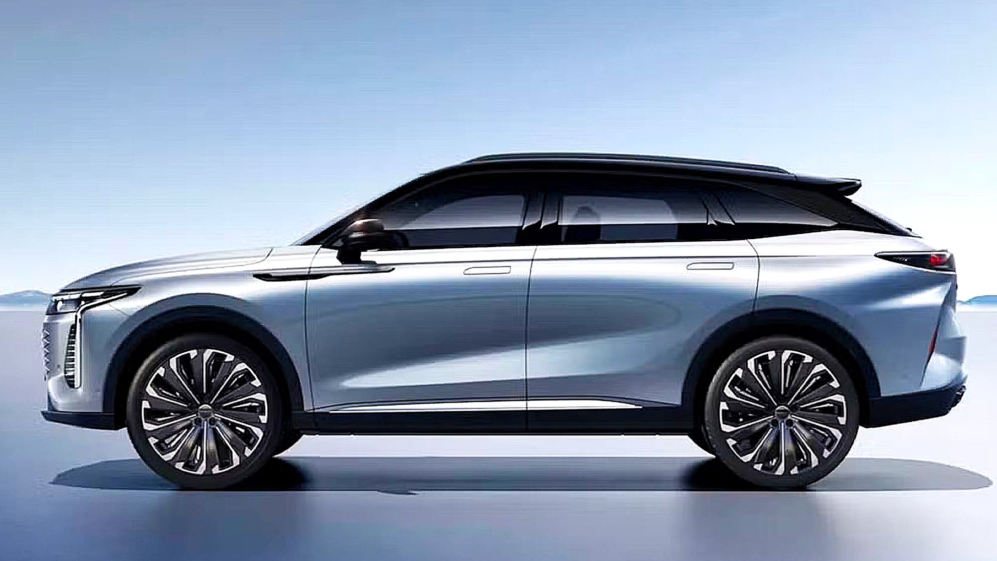 El segundo modelo de Omoda en España, un SUV híbrido enchufable con tres motores eléctricos y 596 CV, llegará "en semanas"