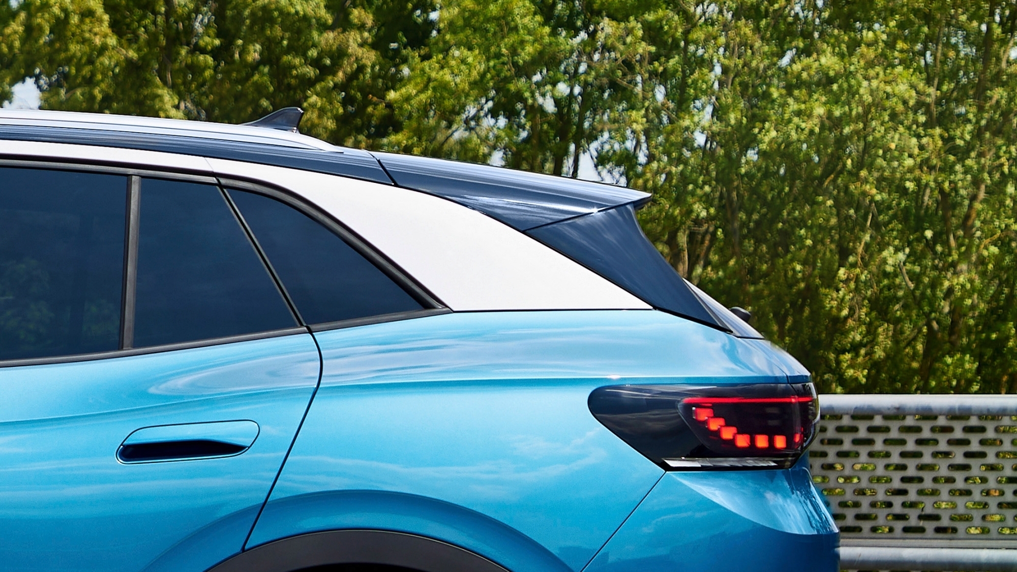 Europa tiene un nuevo rey eléctrico, el Tesla Model Y ya no es el coche eléctrico más vendido
