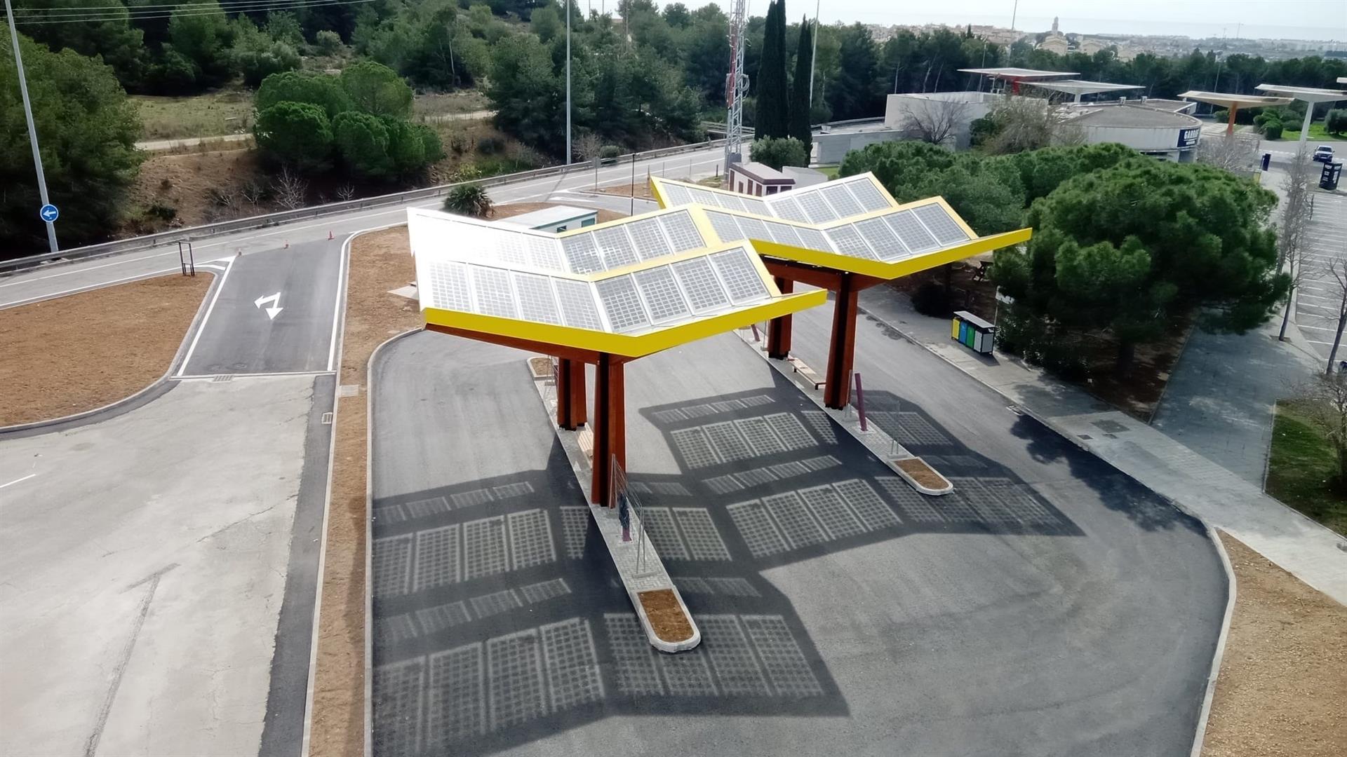 Instalar en España un punto de carga rápida es una auténtica pesadilla, se van pasando la bola durante años, y esta empresa está sufriéndolo en sus carnes