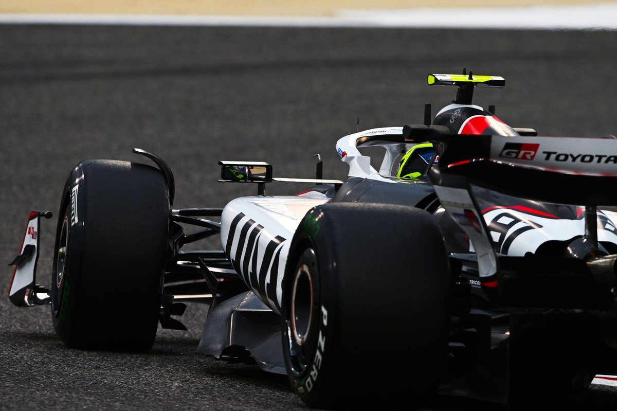 #Deportes: Haas, sin alarma pese a sus dos tapas de motor rotas en el VF-25 #F1