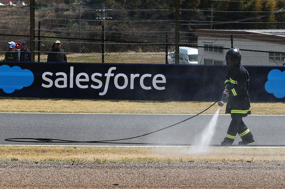 #Deportes: Otro incendio en Suzuka detuvo la clasificación del GP de Japón de F1 #F1