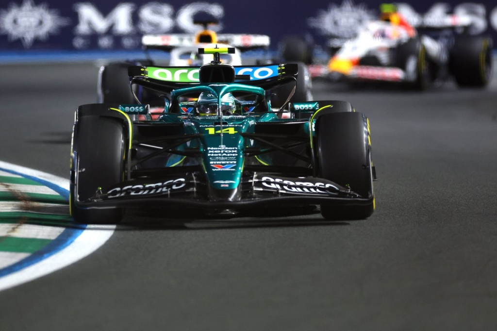 #Deportes: ¡No todo es oscuro! El aspecto en el que Alonso y Aston brillaron en Yeda #F1
