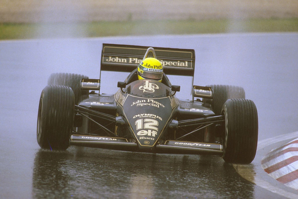 #Deportes: primera de Senna, bajo la lluvia y con errores #F1