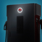 De la lucha por la autonomía a desarrollar las mejores estaciones de recarga de coches eléctricos: primero BYD, luego Zeekr, y ahora Huawei con 1.500 kW