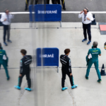 #Deportes: ¿Qué es el papelito que reciben los pilotos de F1 tras una carrera… y para qué sirve? #F1