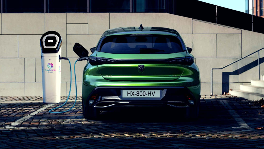 Con 195 CV y etiqueta Cero, cuatro modelos de Peugeot reciben una nueva versión híbrida enchufable