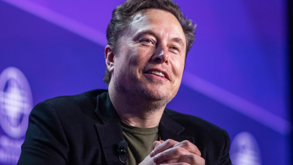 Depositaron su dinero y sus esperanzas en Elon Musk, pero hay una promesa del CEO de Tesla que no se cumple y que ya cabrea a los 'fanboys'